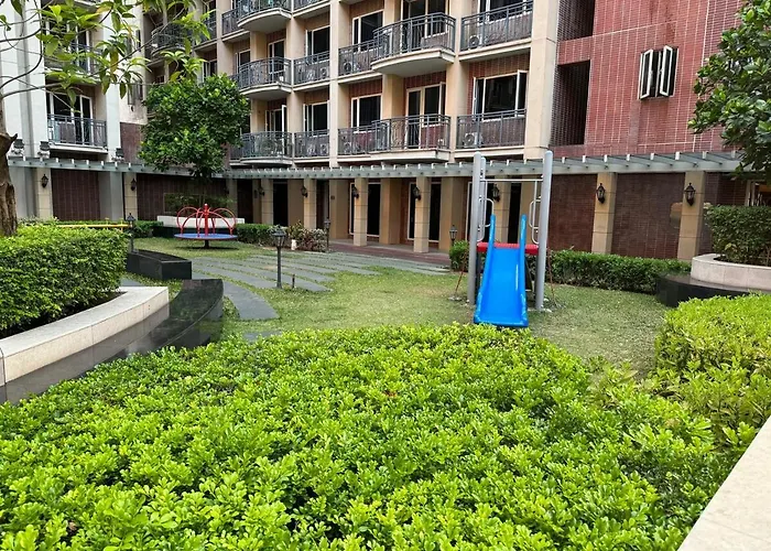 Apartment Monarch Near Moa Ikea Smx 1051 Manila